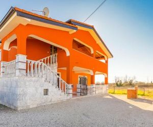 Relaxing apartment Josip - peaceful area Marcana Croatia