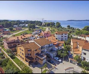 Apartments Mirjan 2000 Fazana Croatia