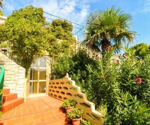 Apartments Magasic with Terrace Baska Croatia