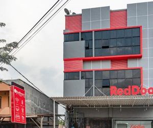 RedDoorz Plus near Millenium ICT Centre Medan 2 Medan Indonesia