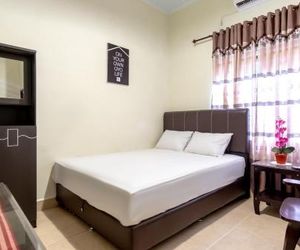 OYO Life 2935 Lega Guest House Medan Indonesia