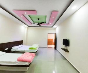 Hotel Plaza Inn Rawal India