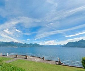 The terrace on the lake - Exclusive lakeview flat Stresa Italy