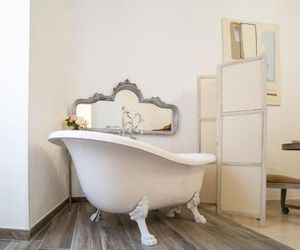 Corte Pietrantica - Charming Rooms & Suites Giovinazzo Italy