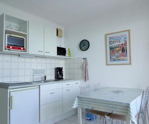 1ERE LIGNE PORT DE SETE, 1 CHAMBRE, PKG, PISCINE Sete France