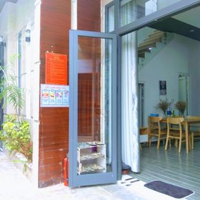 NearBy Hotel