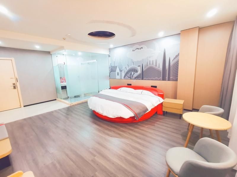 Hotel Photo 9