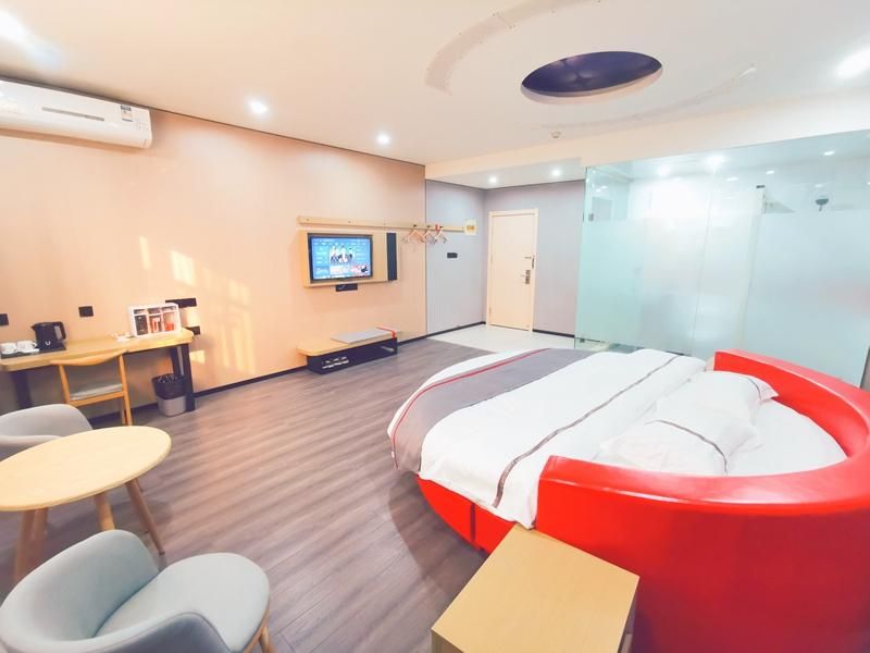 Hotel Photo 10