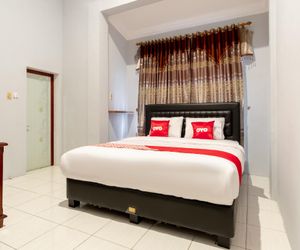 OYO 1632 1000 House Syariah Medan Indonesia