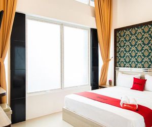 RedDoorz Plus @ Centrium Katamso Medan Medan Indonesia