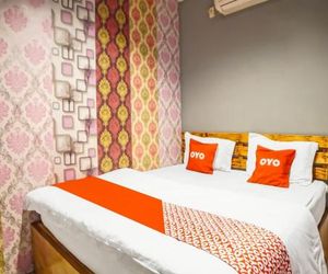 OYO 990 Stadion Residence Medan Indonesia
