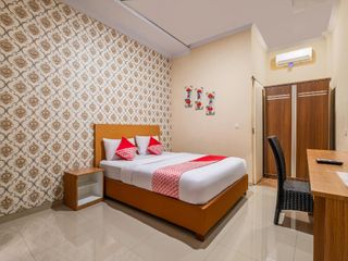 Hotel pic OYO 876 D' Exclusive