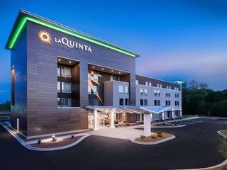 Фото отеля La Quinta Inn & Suites by Wyndham Wisconsin Dells