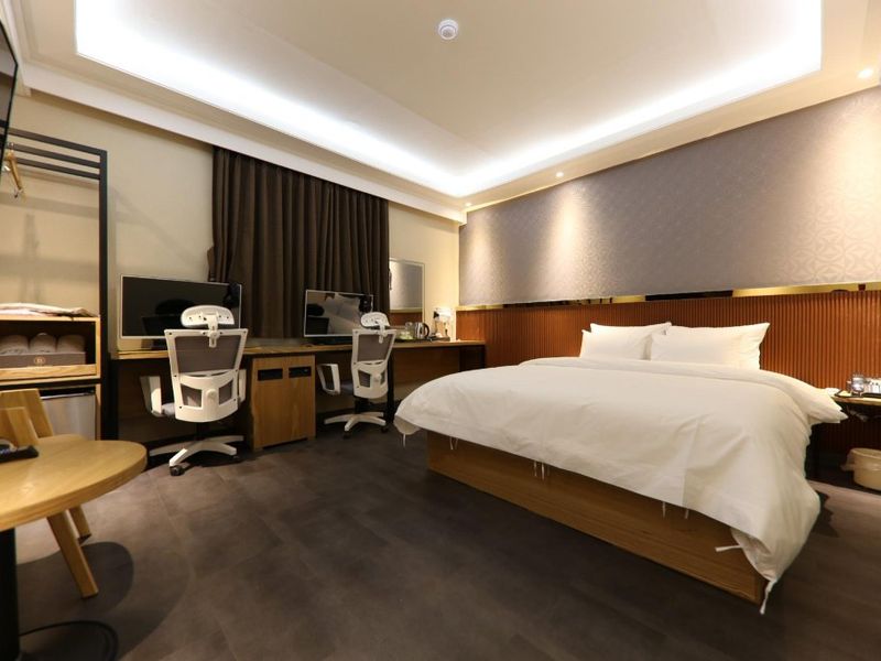 Hotel Photo 3