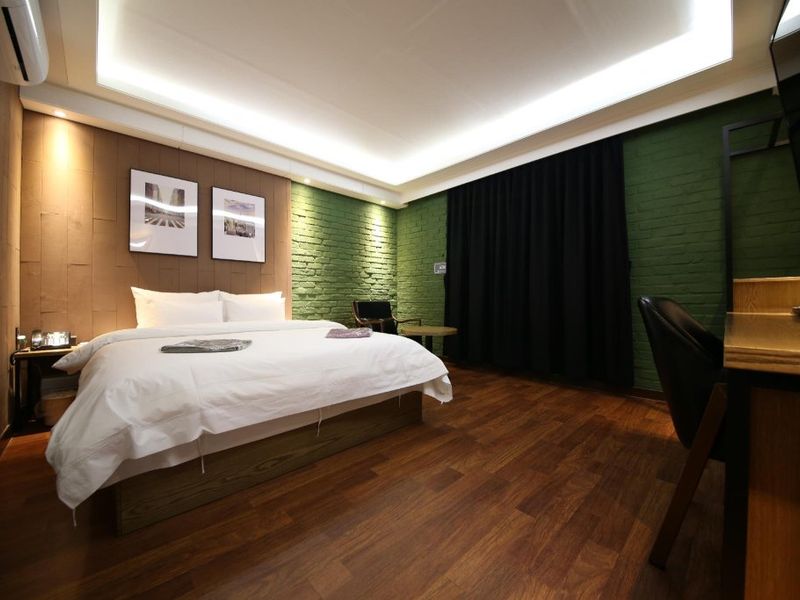 Hotel Photo 5