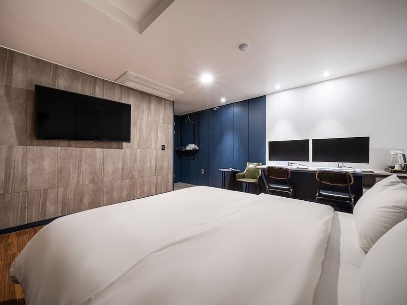 Hotel Photo 6