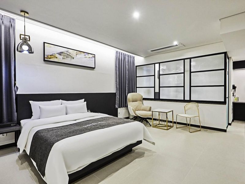 Hotel Photo 5
