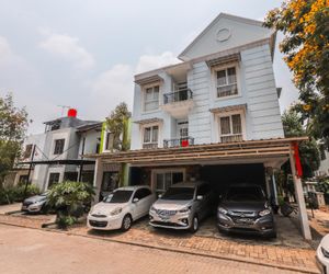 OYO 1551 Studento Guest House Tangerang Indonesia