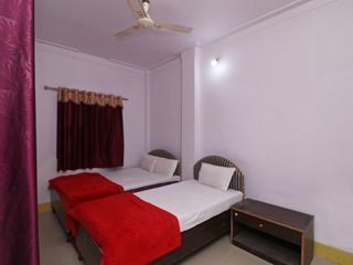 Hotel pic SPOT ON 44390 Amrapali Guest House