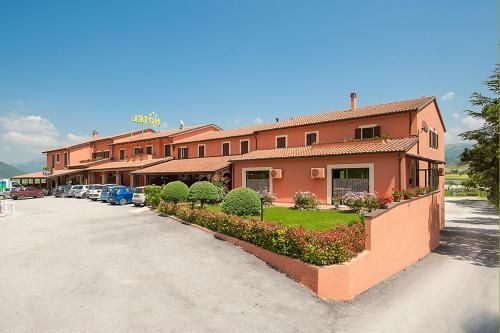 Hotel Photo 3