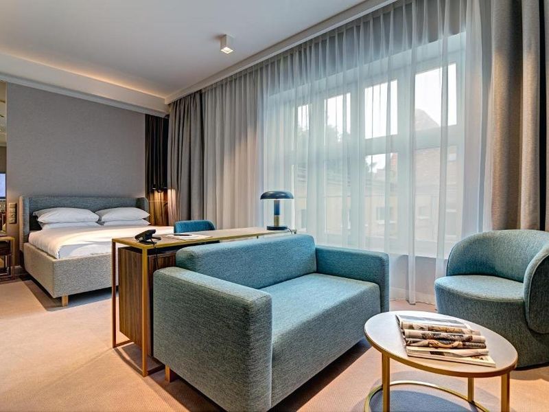 Hotel Photo 9