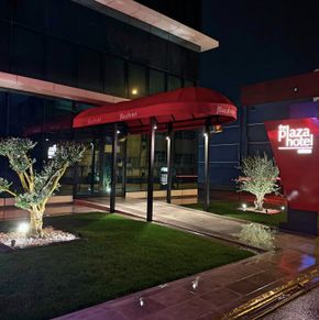 NearBy Hotel