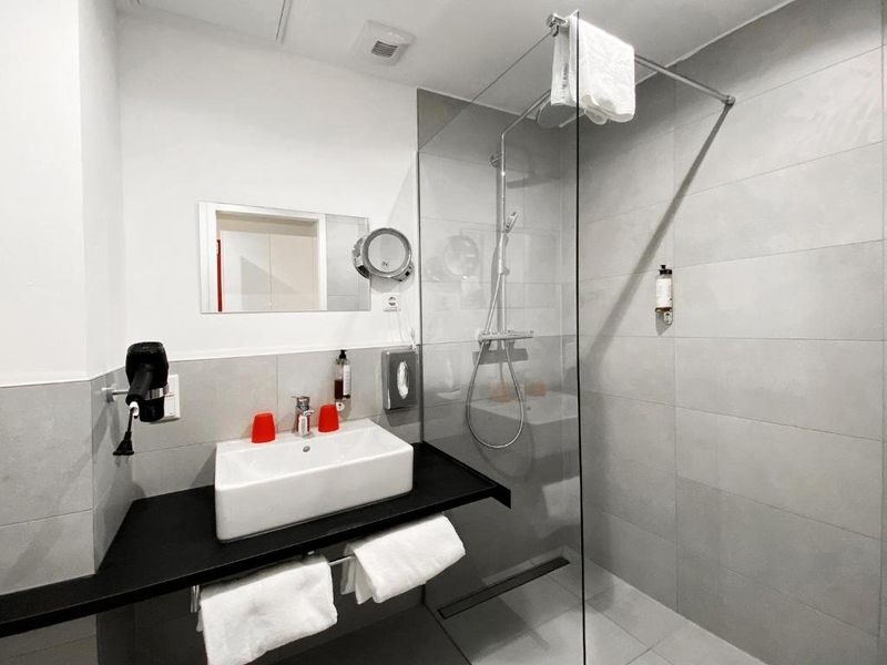 Hotel Photo 9