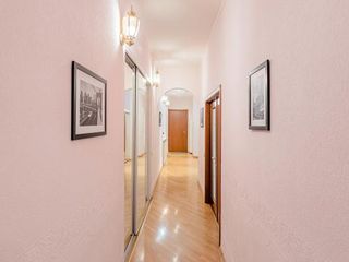 Nevsky 22 LUX Apart