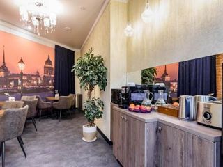 Ruann Decart Business Hotel