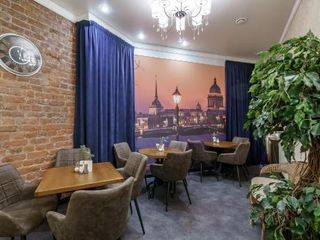 Ruann Decart Business Hotel