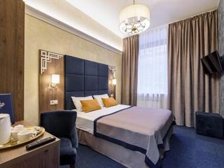 Ruann Decart Business Hotel