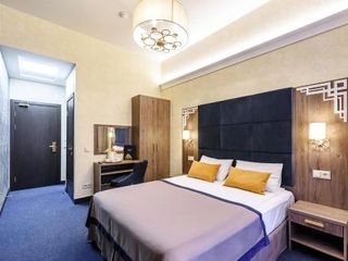 Ruann Decart Business Hotel