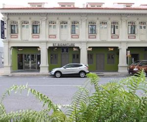 ST Signature Jalan Besar [8 Hours, 12AM-8AM] (SG Clean, Staycation Approved) Singapore Singapore