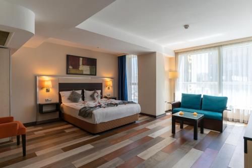 Hotel Photo 11