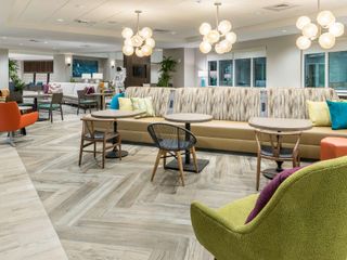 Фото отеля Home2 Suites by Hilton Cape Canaveral Cruise Port
