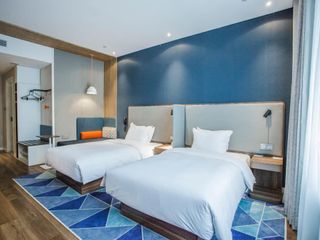 Фото отеля Holiday Inn Express Shanghai Pudong Chuansha, an IHG Hotel