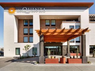 Фото отеля La Quinta Inn & Suites by Wyndham Santa Rosa Sonoma