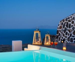 Siete Mares Luxury Suites Santorini Island Greece