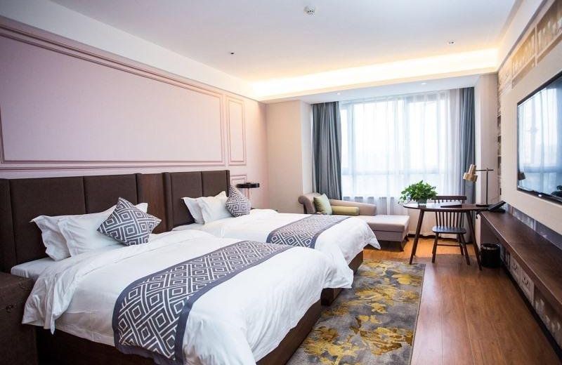 GEM Hotel Luoyang Longmen High Speed Railway Station Univerisity Town