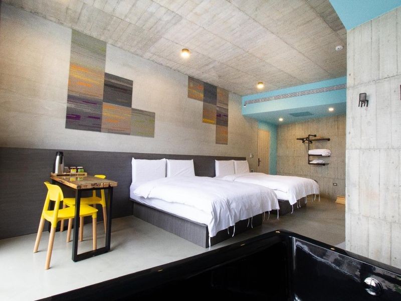 Hotel Photo 8