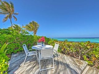 Фото отеля Northside Grand Cayman Getaway with Private Beach!