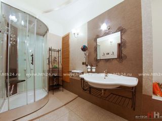 hth24 apartments on Italyanskaya  33