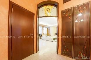 hth24 apartments on Italyanskaya  33