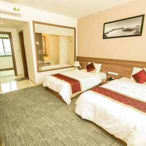 NearBy Hotel