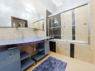 Апартаменты (110 m²) с 2 спальней(-ями) и 1 ванной(-ыми) комнатой(-ами) в районе Центральный район