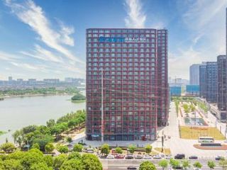 Фото отеля Jinling Funhome Hotel Nanjing Jiulong Lake - Nanjing South Railway Sta