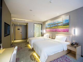 Фото отеля Lavande Hotel Chengdu Xihe Bolin Plaza