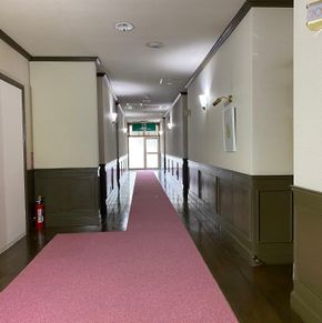 NearBy Hotel