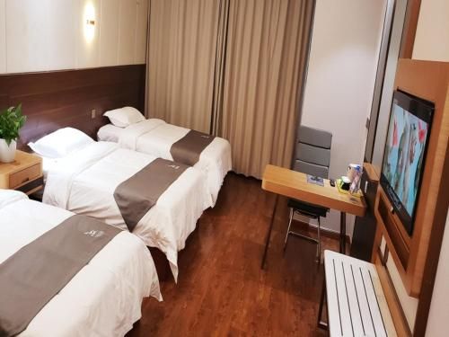 Hotel Photo 16
