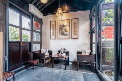 Tongli Banmu Xinyuan Guest House